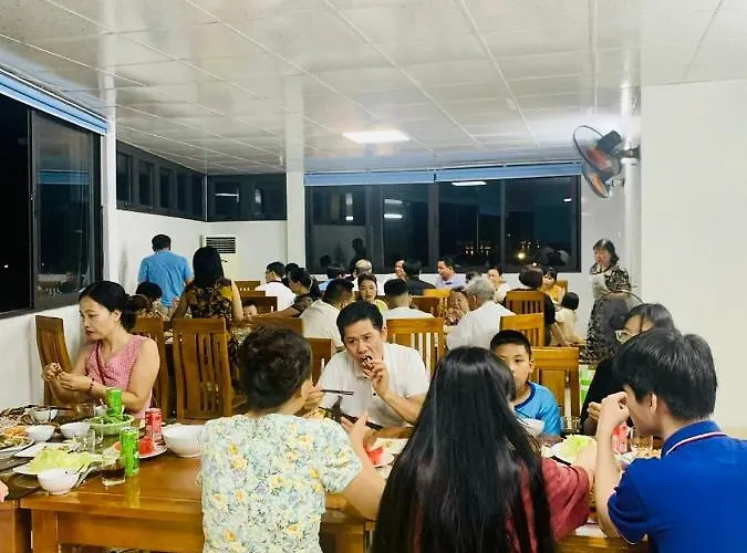 Khách sạn Hồng Anh 2 2*